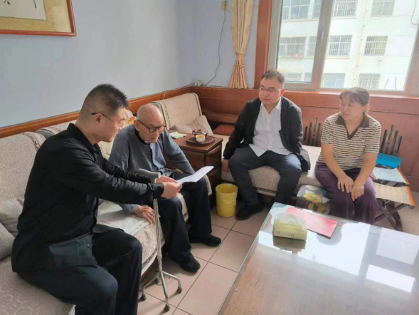 爱心慰问 喜迎国庆   城建建筑公司党总支开展慰问老党员主题党日活动