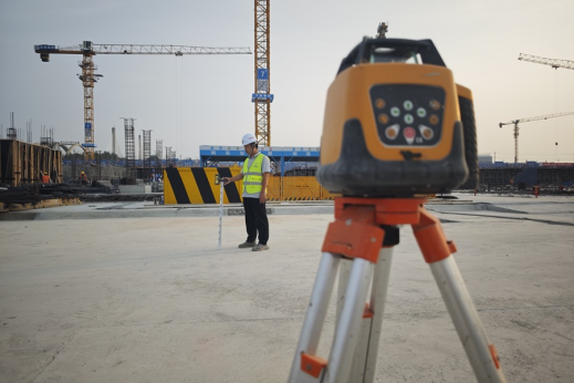 科技筑基 匠心筑家 城建建筑公司丁太鲁安置房项目A-11地块应用 激光感应抄平器