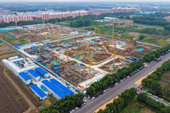 筑牢安居根基 攻坚首战告捷 集团微山居民避险搬迁项目“决战六十天 打赢收官战” 东区土方工程全部完成