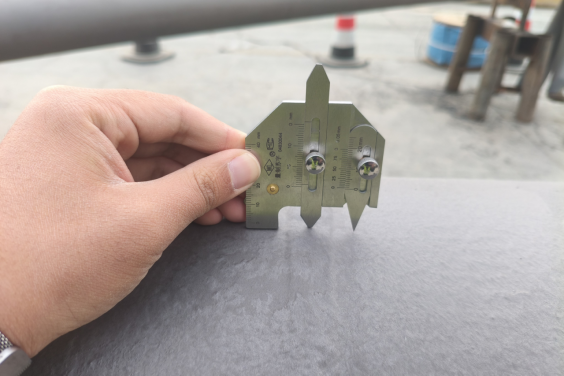 城建建筑公司起步区游泳馆项目部创新引入焊接检尺助力钢结构焊接精度再升级