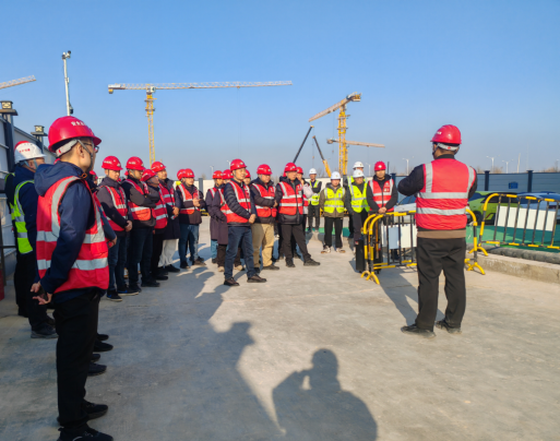 规范吊篮施工管理 筑牢安全生产防线 集团举办吊篮安全施工观摩活动