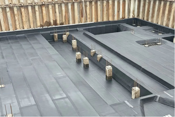 精细施工筑牢防水防线  城建建筑公司丁太鲁X06幼儿园项目 夯实基坑建设根基